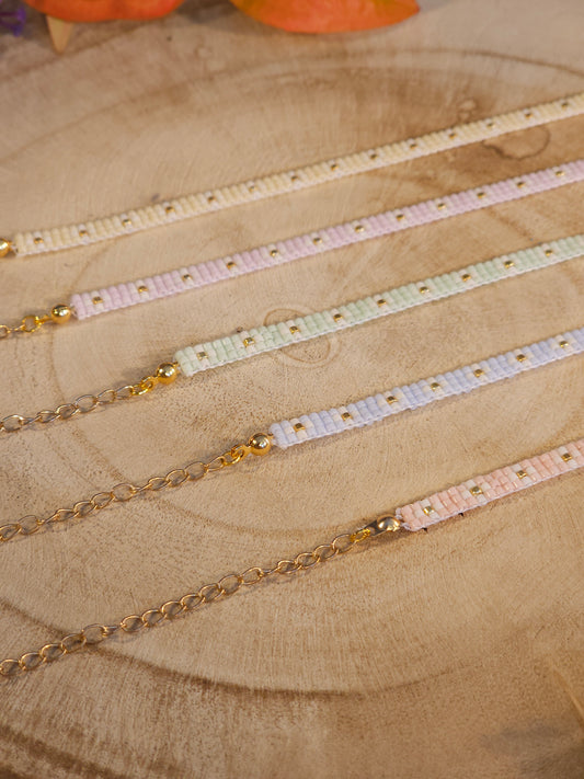 Bracelets tissés pastel
