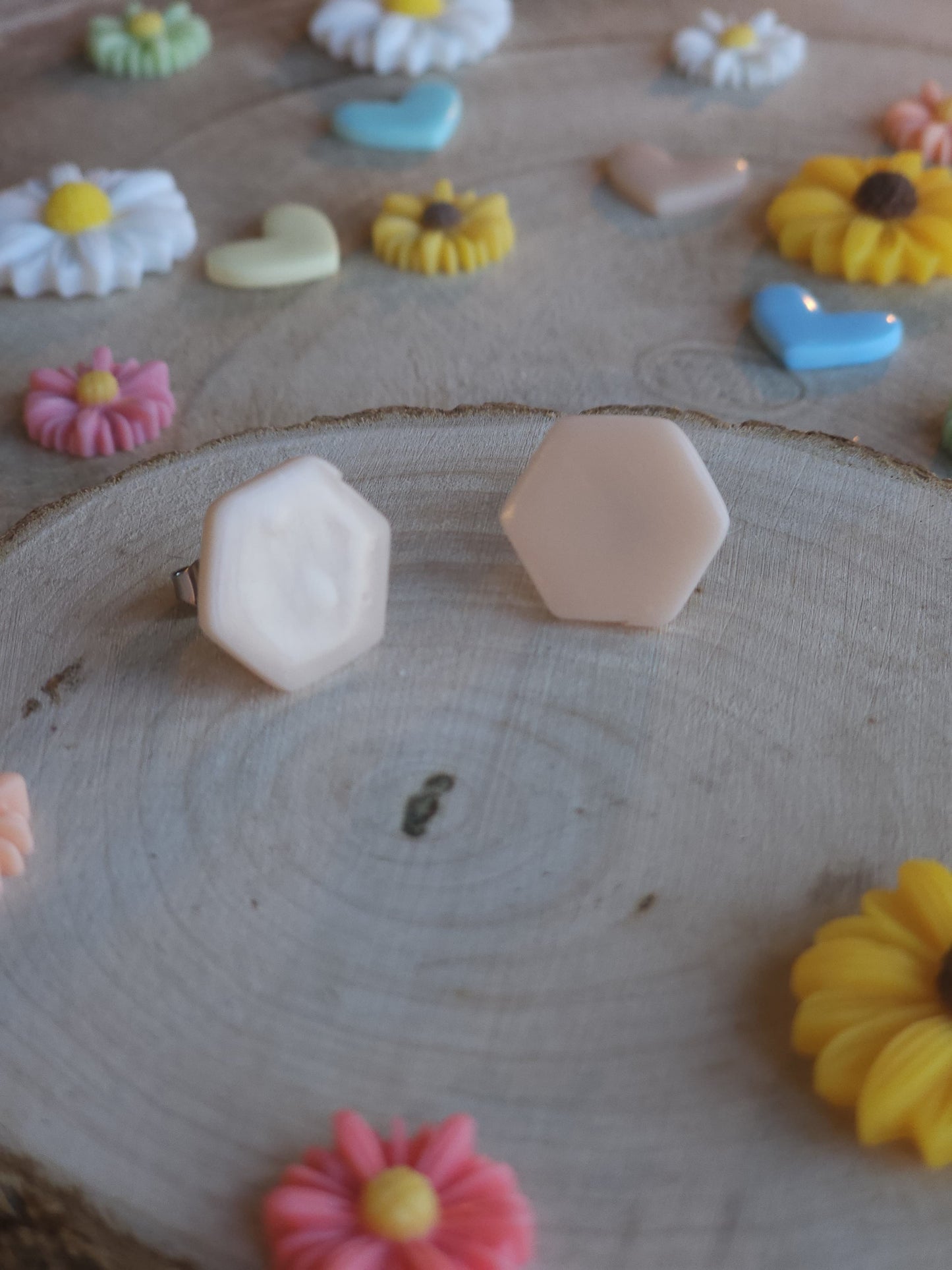 Puces hexagonales pastel