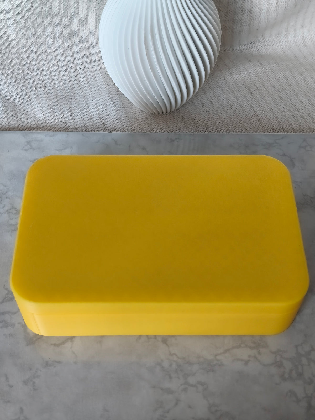 Boîte pour fécule de maïs ou talc, pour les créations en argile polymère
