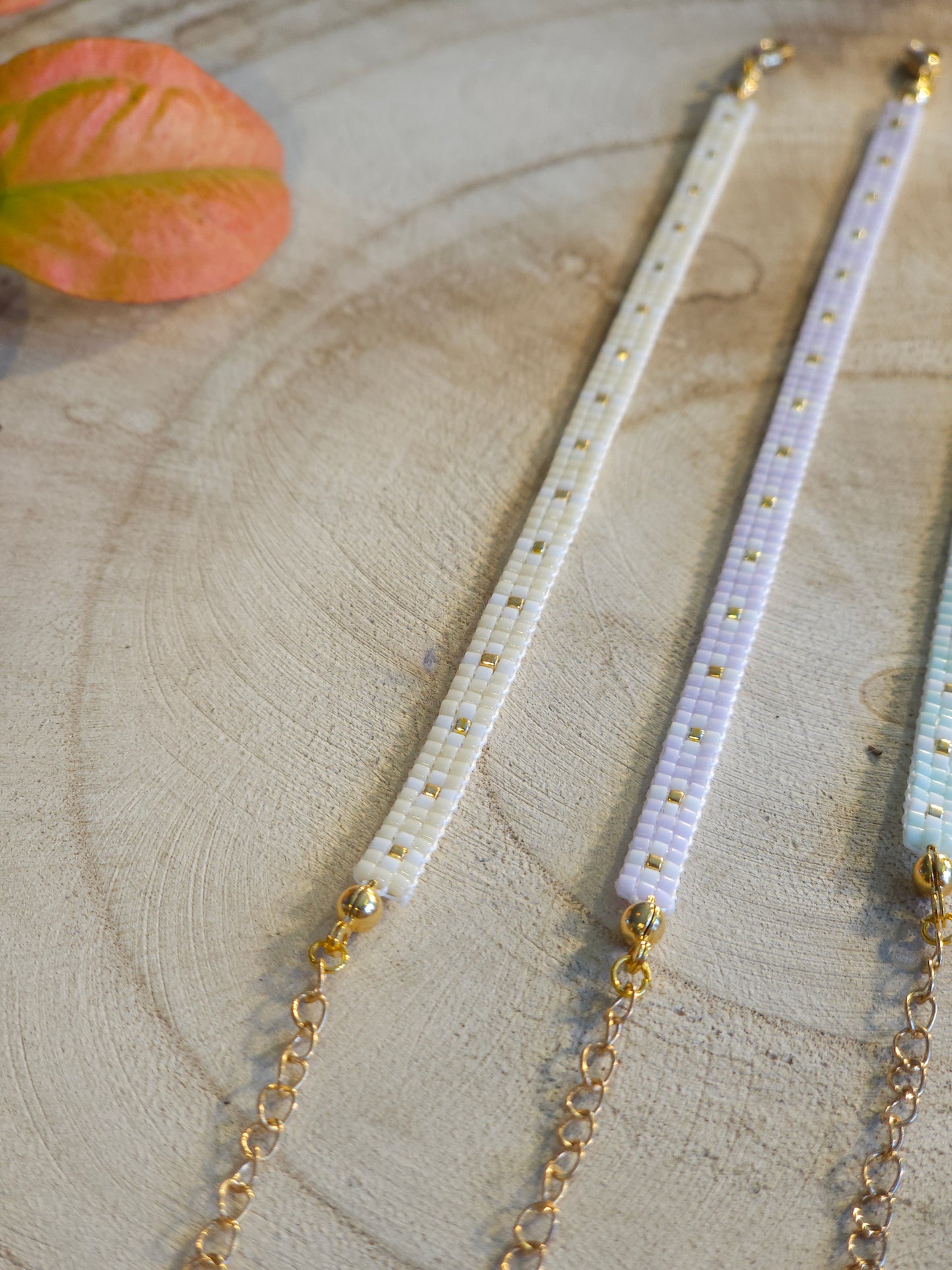 Bracelets tissés pastel