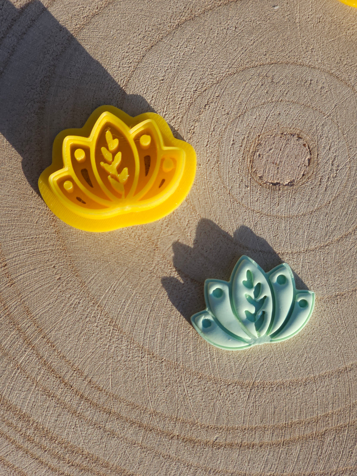 Emporte-pièce Lotus, pour argile polymère