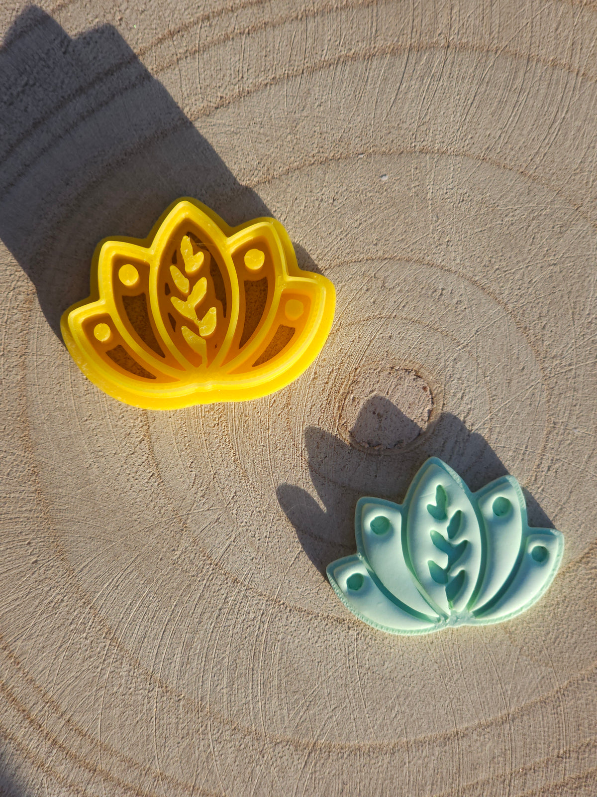 Emporte-pièce Lotus, pour argile polymère