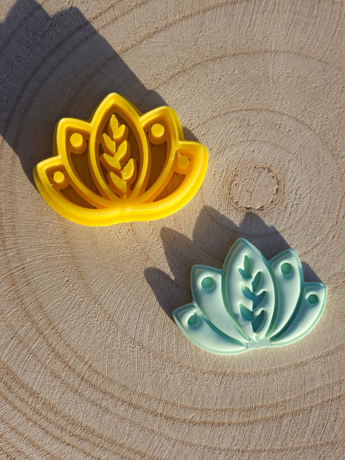 Emporte-pièce Lotus, pour argile polymère