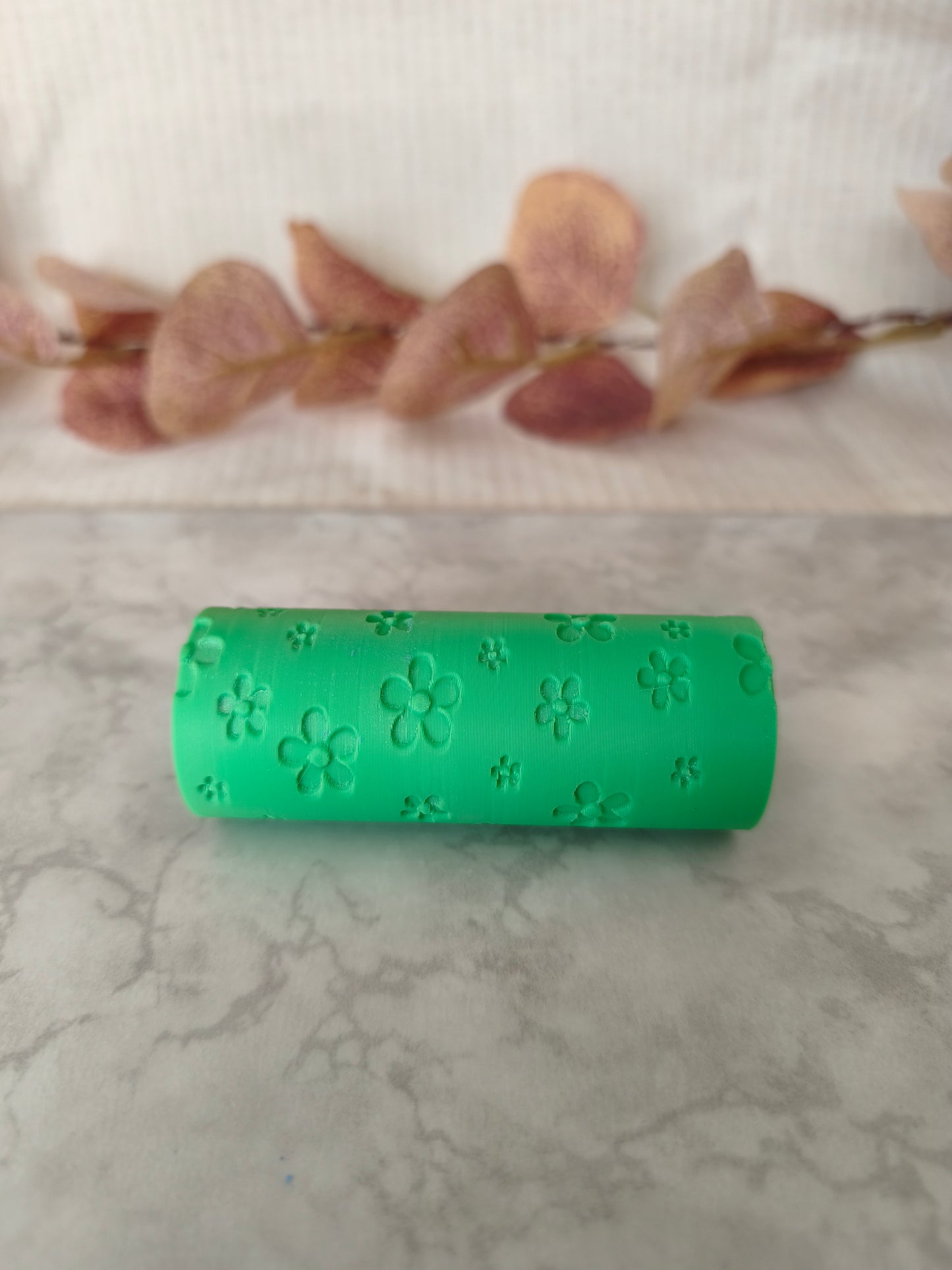 Rouleau de texture effet petites fleurs, pour argile polymère