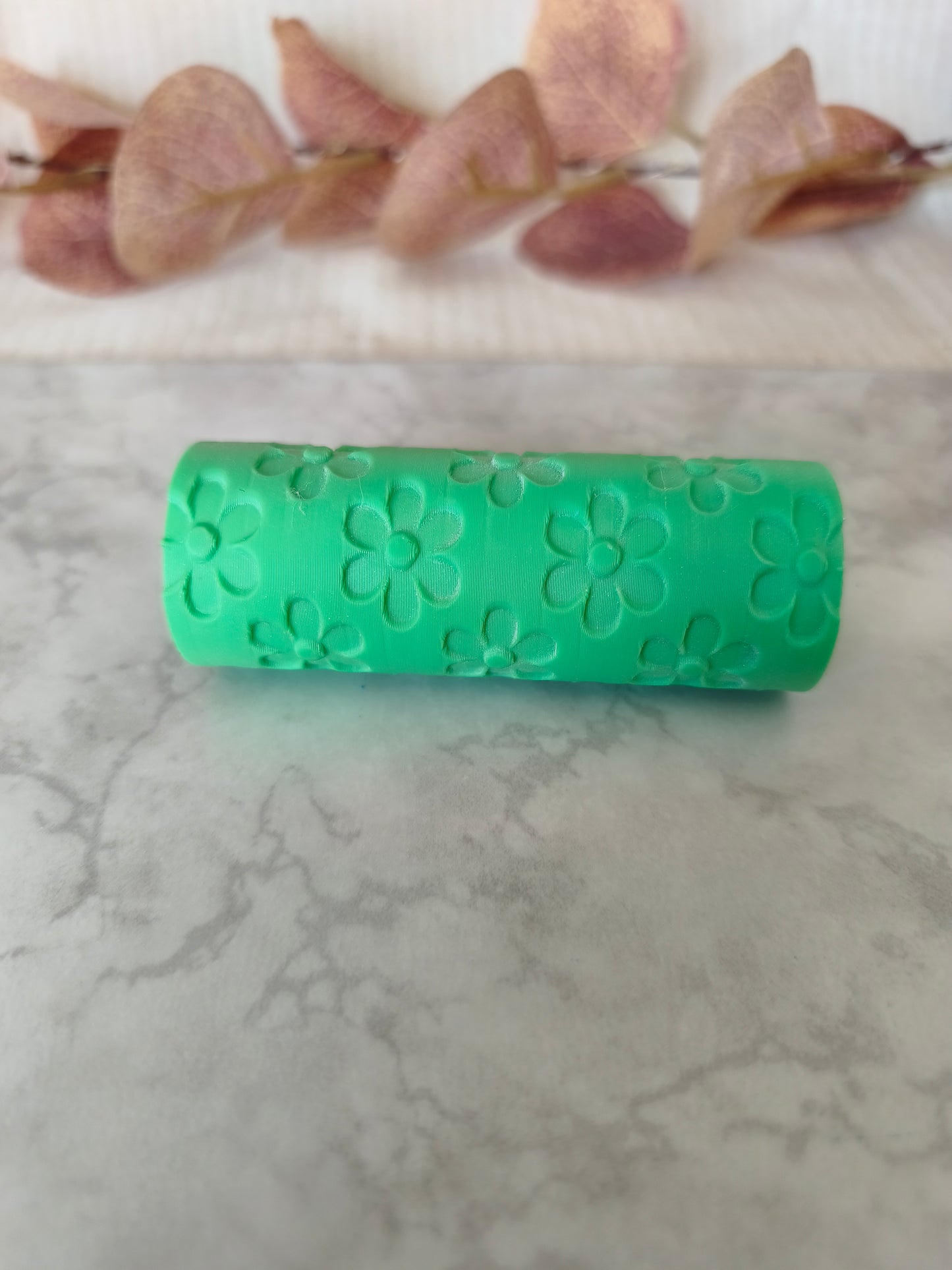 Rouleau de texture effet grandes fleurs, pour argile polymère